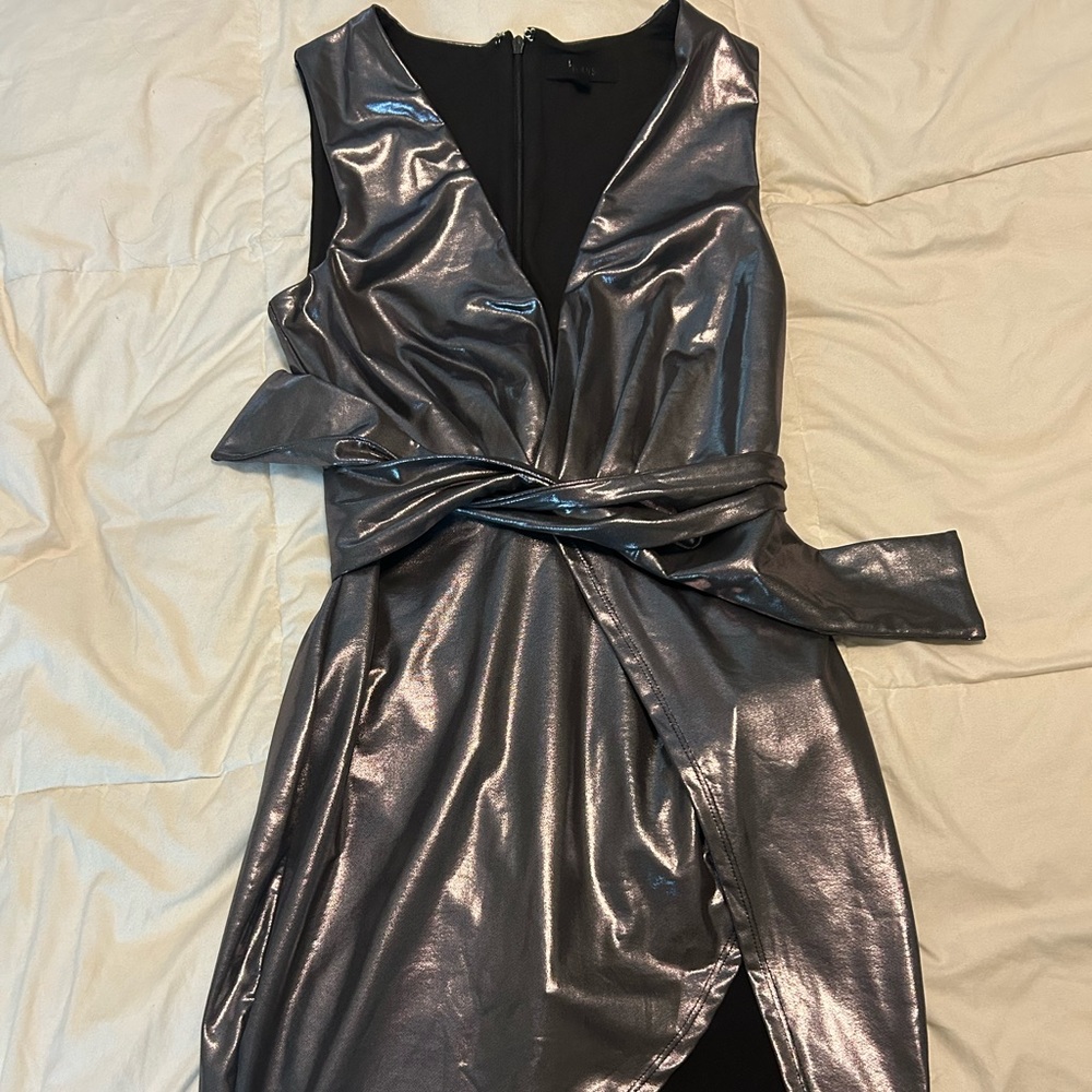 H:ours/Revolve Size Sm Metallic Grey Mini‎ Dress
